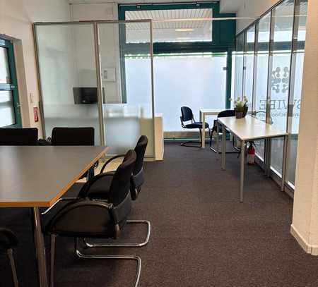 Perfekt ausgestattetes Büro – sofort einsatzbereit! Auch als Bürogemeinschaft nutzbar.