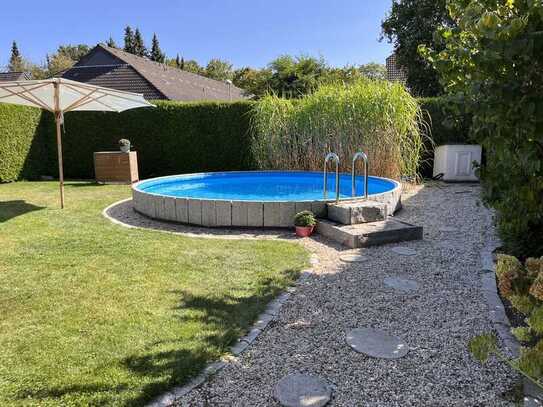 Einfamilienhaus mit Garten, Pool und Sauna in Sankt Augustin Niederpleis