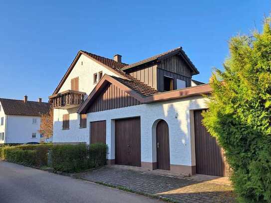 Freistehendes Haus in Neckartailfingen 8,1 ar mit Bauplatz abteilbar