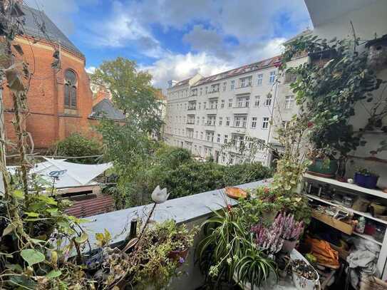 Vermietete Wohnung mit Balkon und Fahrstuhl