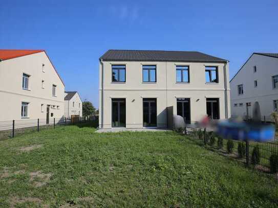 Wohnen im eigenen Haus für 12,55 €/ m² NKM inkl. Garten und 2 Stellplätzen - nahe der Berliner Stadt