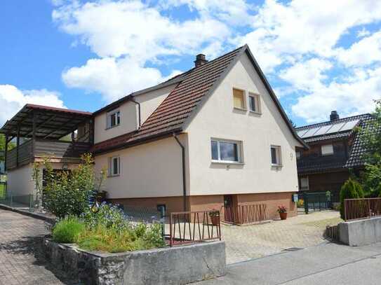 Freistehendes Einfamilienhaus mit Garten in schöner Lage in Murg-Niederhof