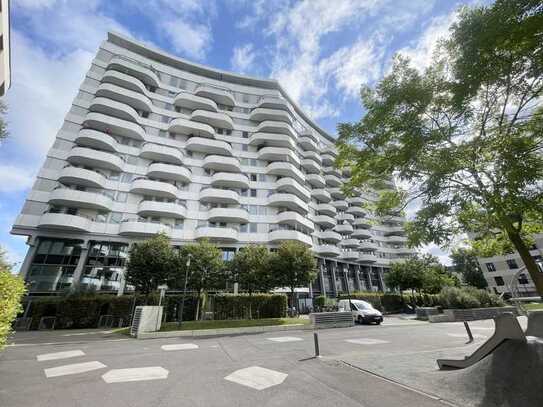 Wohnen im Flow - Tower, 2 Zimmer-Wohnung mit Einbauküche, Balkon, Stellplatz und Rheinblick