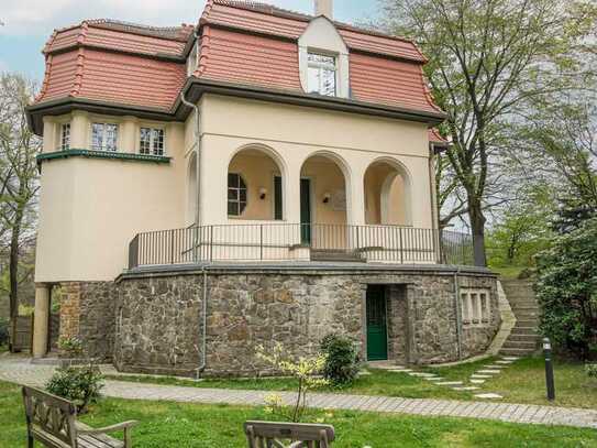 exklusiv Wohnen auf dem Weißen Hirsch, hochwertige Villa mit 4 Wohneinheiten