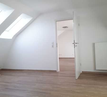 Helle, freundliche DG-Wohnung in der Altstadt mit Einbauküche