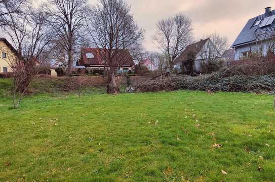 Grundstück mit viel Potenzial für ihr Traumhaus in ruhiger Lage von Rastatt!