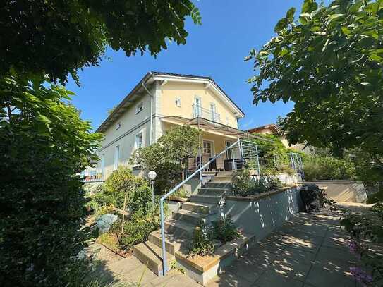 Modernes Einfamilienhaus in Top Lage ! Mit Wärmepumpe ! Energieeffiziensklasse A