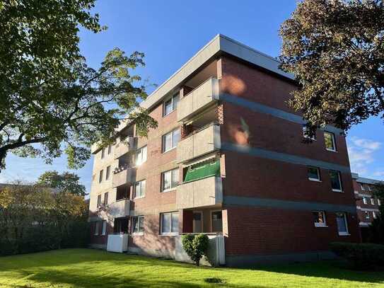 Schöne Zwei-Zimmer-Wohnung mit Balkon und Blick ins Grüne