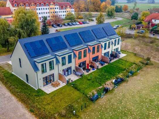 Ihr Platz am Rand: Reihenendhaus mit mehr Licht und Platz - klimafreundlich und kostensparend