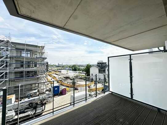 * Wohnen in der HafenCity - moderne 3-Raumwohnung mit Balkon und schönem Blick *