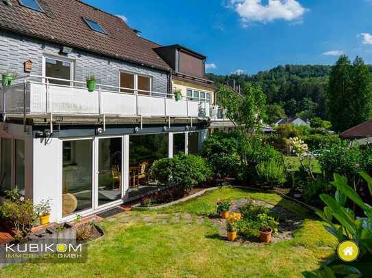 Unterburg. Familien aufgepasst. Perfektes Zuhause auf ca.124m² mit fünf Zimmern. Zwei Garagen.