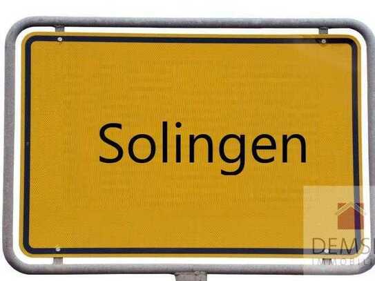 5696: Solingen: Überdachter Außenstellplatz zu vermieten!