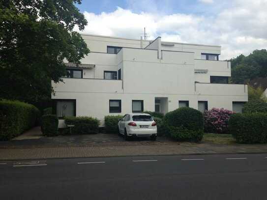 Moderne 3-Zimmerwohnung mit Balkon in Rodenkirchen