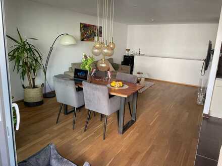 Imposante Maisonettewohnung mit Aufzug, Einbauküche und TG Stellplatz in Offenbach!