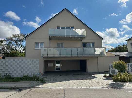 Charmante 2 ZKB Wohnung mit atemberaubendem Blick in Ingolstadt-Hundszell