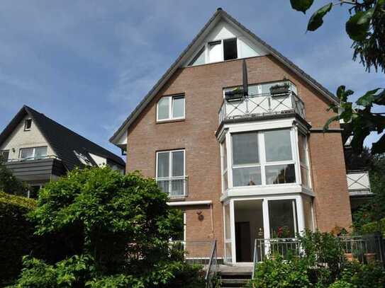 ***RESERVIERT*** Herrliche 4-Zimmer-Maisonette-Wohnung mit eigenem Garten in sehr gefragter Straße