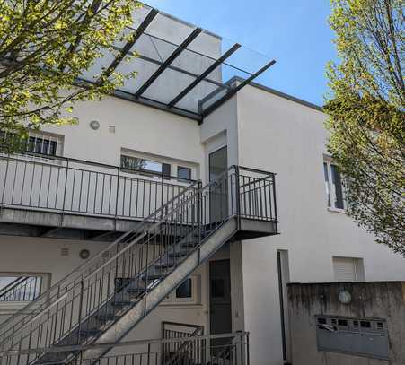 Freie Traumwohnung I Fernsicht I sonnig I 4 Zi I TG I Dachterrasse