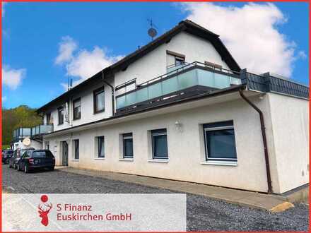 Bad Münstereifel-Iversheim: helle Dachgeschosswohnung mit Stellplatz!