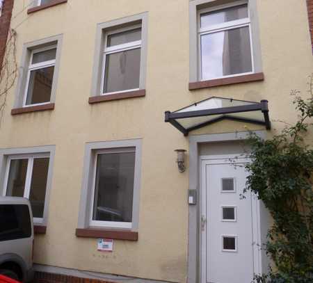 Maisonette -4 ZKB - Wohnung in Wiesbaden-Biebrich!