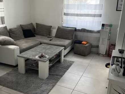 Schöne 2 Zi. Wohnung mit großer Terrasse