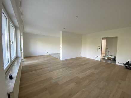 Erstbezug nach Sanierung: Schöne 3,5-Zimmer-Wohnung mit Balkon in Germersheim