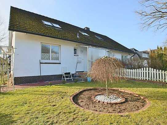 Idyllisches Wohnen in Quickborn Doppelhaushälfte mit kleinem Garten - Option auf ein viertes Zimmer!