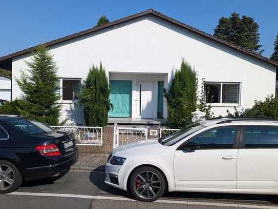 Geräumiger Bungalow in Brühl