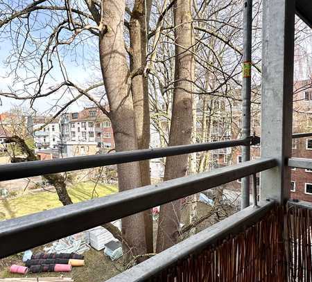 Schöne 3-Zimmer-Wohnung im Stadtteil Kiel-Blücherplatz mit Balkon