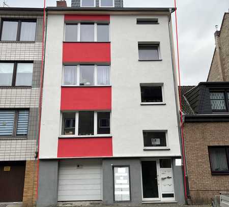 Gepflegtes MFH mit 5 Wohneinheiten und einer Garage in Köln-Humboldt/Gremberg