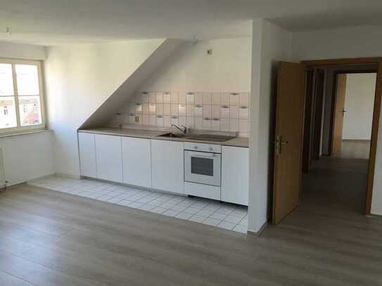 Attraktive Dachgeschosswohnung mit Wannenbad in der Altstadt von Halberstadt