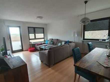 Ruhige 2-Zimmer-Wohnung mit Balkon, toller Aussicht und EBK in Münchingen-Müllerheim