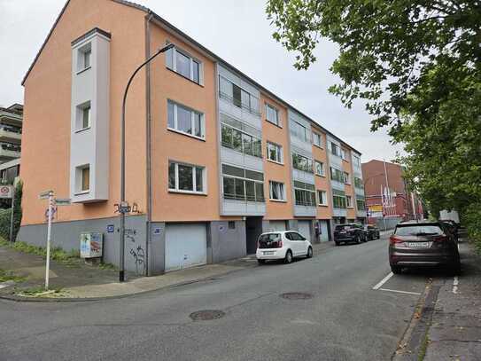 Schöne teilrenovierte 3-Zimmer-Wohnung mit Balkon in Wuppertal