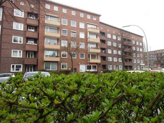 Sonnige 2 Zimmer mit Balkon in Barmbek-Süd - frei und ohne Maklercourtage