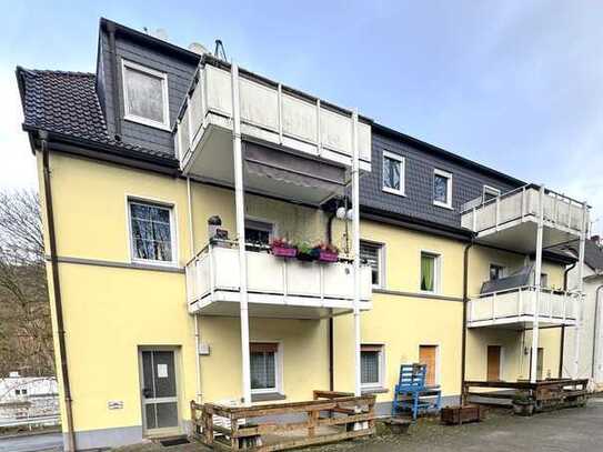 Voll vermietetes Mehrfamilienhaus mit 7 Garagen und Entwicklungspotenzial in Iserlohn