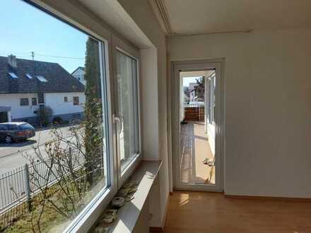 Gepflegte 5-Raum-EG-Wohnung mit Balkon in Baltringen