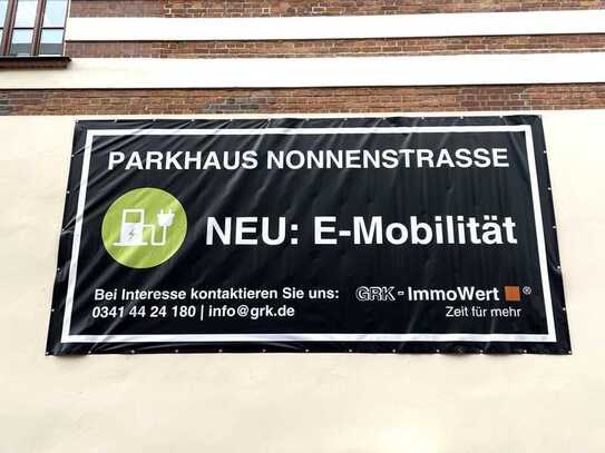 Stellplatz mit E-Ladestation im Parkhaus "Nonnenstraße 15" in Schleußig