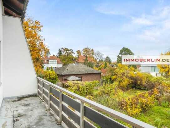 IMMOBERLIN.DE - Sympathisches Haus mit Südterrasse, Balkon & Gestaltungspotenzial in familiärer Lage