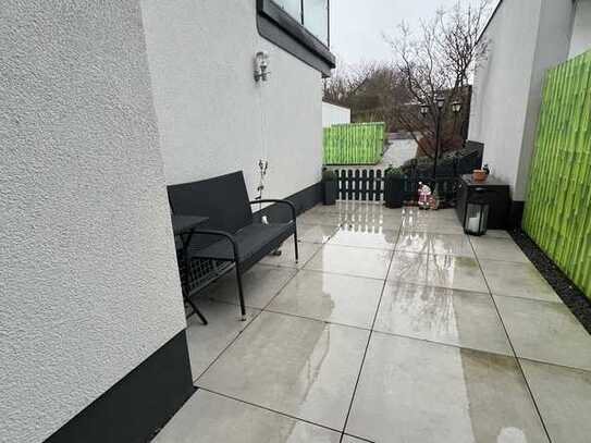 Fraureuth,etwas BESONDERES, 2-Zi.,Terrasse,Garage,Grillplatz