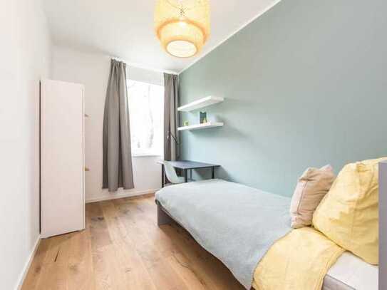Zimmer Zimmer in der Nazarethkirchstraße 51 (Aufgang D)