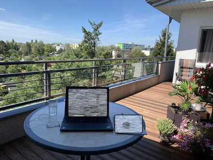 Schönes großzügiges Penthouse mit eigenem Fahrstuhl in Berlin, Mariendorf (Tempelhof)