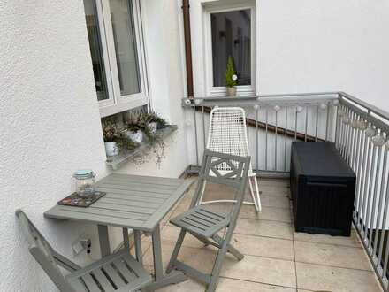 Nachmieter ab 01.04.2024 gesucht: Möbliertes 1-Zimmer-Appartment in Heidelberg mit Balkon, top Lage