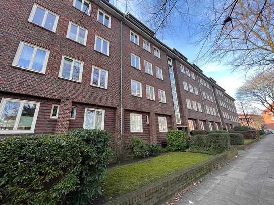 Helle Wohnung mit Dachterrasse!