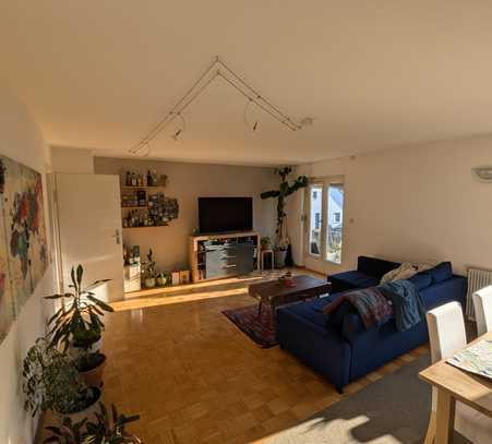 Helle und geräumige 4-Zimmer-Wohnung mit schöner Aussicht direkt in Kusterdingen