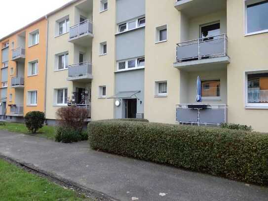 2-Raumwohnung mit Balkon in Oberhausen zu vermieten.