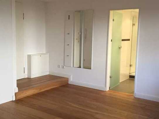 Exklusives Apartment mit gehobener Ausstattung u Einbauküche in Meerbusch-Büderich