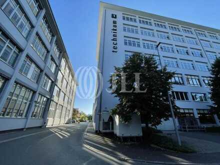 1.600 m² Bürofläche im Business Park an der Fürther Stadtgrenze