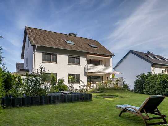 Ansprechendes MFH gepflegt mit großzügigen Garten in ruhiger und gut entwickelter Lage von Bielefeld