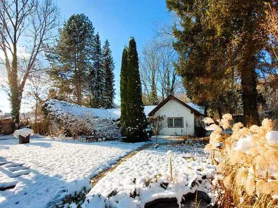 Sonniges Grundstück mit Bungalow Altbestand * Neubau 2Vollgeschosse EFH freistehend