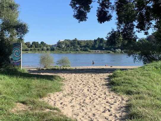 Köln-Niehl – 3-Z.-Wohnung mit Loggia – Nähe zum Rhein