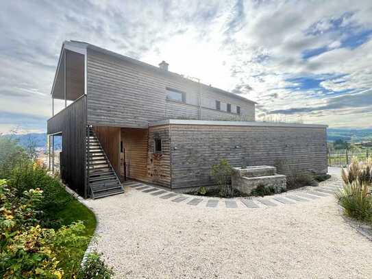 Ein Fenster zum See: Luxuriöses Einfamilienhaus mit Seesicht